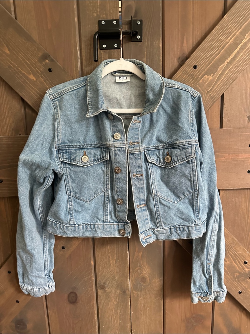 BDG Light Wash Cropped Denim Jacket - Women's